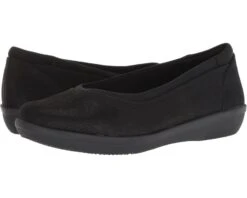 Clarks Ayla Low