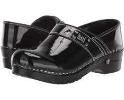 Sanita Lindsey By Koi